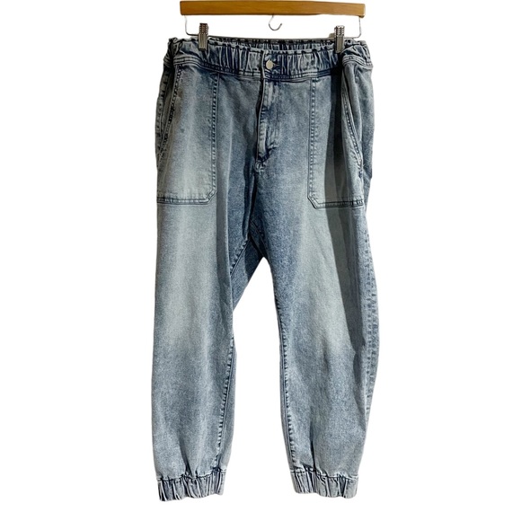 DL1961 Laura High Rise Jogger Jeans in Super Light Size 32 - Picture 2 of 9